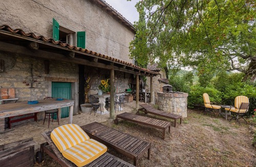 Vergato House | House in Vergato with Treehouse & BBQ