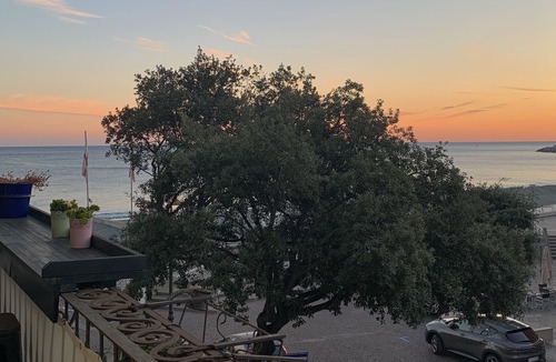 Celle Ligure Apartment | House on the sea, stately in the old village of Celle Ligure