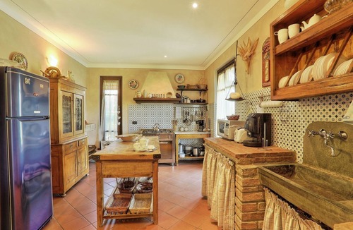 Castelfiorentino Villa | House with garden