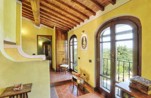 Castelfiorentino Villa | House with garden