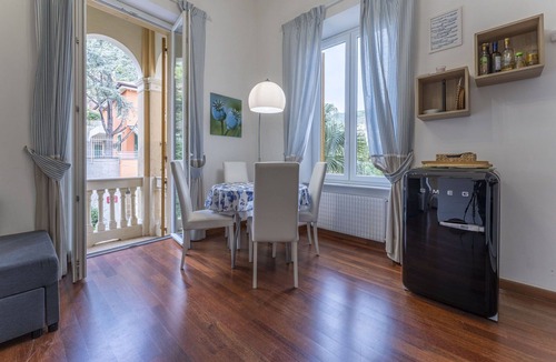 Bogliasco Apartment | House with Private Access to the Sea and Parking, Bogliasco
