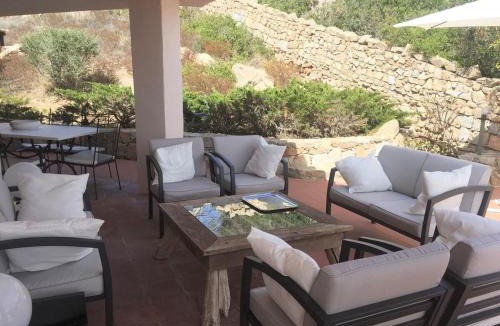 Villaggio Piras House | I Massi 2 La Maddalena Villa con terrazze nel Villaggio Piras