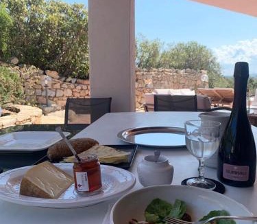 Villaggio Piras House | I Massi 2 La Maddalena Villa con terrazze nel Villaggio Piras