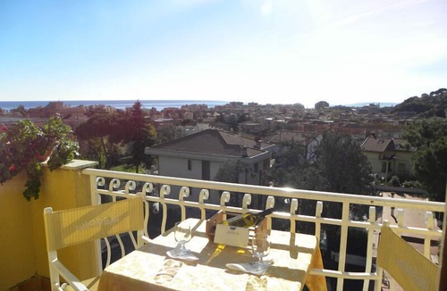 Pietra Ligure Apartment | I Morelli 7 Pax - Two Bedroom Apartment, Sleeps 7