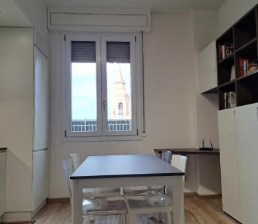 Sassuolo Apartment | Il Campanone - Sassuolo Centro - parcheggio auto coperto - Neflix e Amazon Prime