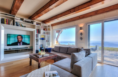 Nebbiuno Villa | Il Fienile Stunning Lake View, Nebbiuno, Italy