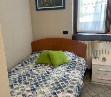 Pontirolo Nuovo House | Il giardino di Emilia - Intero appartamento in villa con giardino privato e piscina estiva