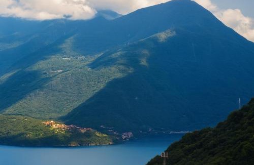 Garzeno House | Il Girasole sul Lago di Como