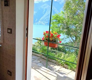 Tronzano Lago Maggiore Cabin | Il Glicine sul Lago