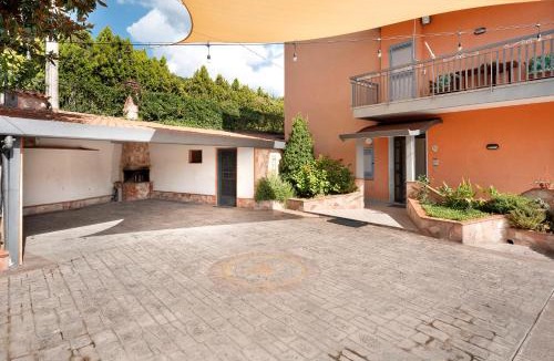 Salerno House | Il Limoneto Di Giovi