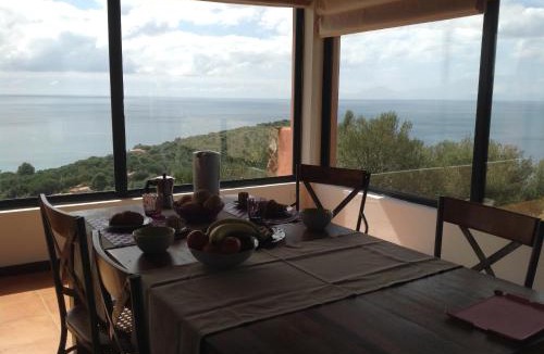 Geremeas Apartment | Il Moro