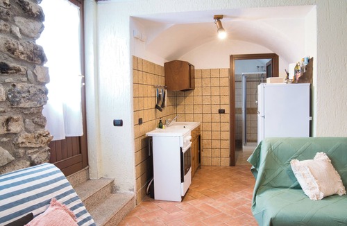 Pasturo Apartment | Il Nido di Baiedo - Two Bedroom Apartment, Sleeps 6