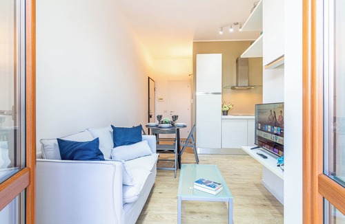 Vimercate Apartment | Il quadrato blu - One Bedroom Apartment, Sleeps 4
