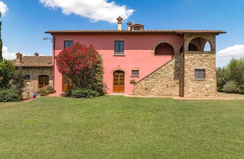 Marciano della Chiana Apartment | "Il Querciolo" Apartment "Carnovalino" for 2 people in a farmhouse in Valdichiana, in the heart of Tuscany