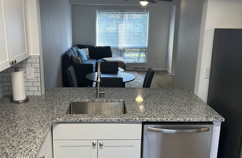 Morgantown House | Immaculate, fully remodeled 2BR! Walk to football stadium and Ruby Mem hospital!