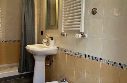 San Lorenzo Apartment | In the center of Rome, close to the metro stations Termini and Tiburtina