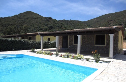Tertenia Villa | Independent villa in the beautiful and intimate village, marina of Tertenia