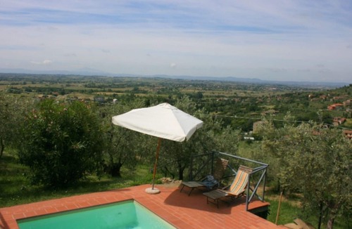 San Pietro a Cegliolo Villa | Indipendent house with 5 sleeps and private pool. Cortona