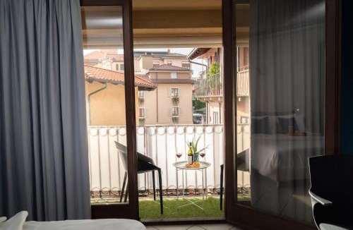 Sesto Calende Apartment | Interno3 Design Apt Garage & Mxp