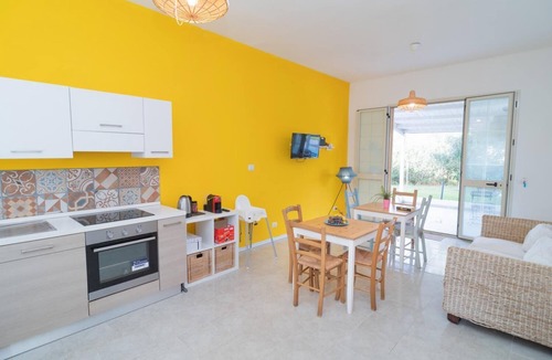 Caucana-finaiti-casuzze-finaiti Nord Villa | Villa Malamuri - Four Bedroom Villa, Sleeps 10
