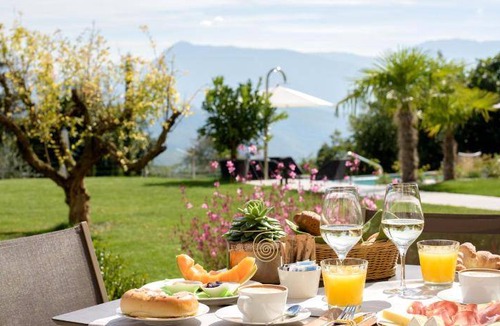 Caldaro Sulla Strada del Vino Apartment | 80 m² Serviced apartment ∙ 2 bedrooms ∙ 7 guests
