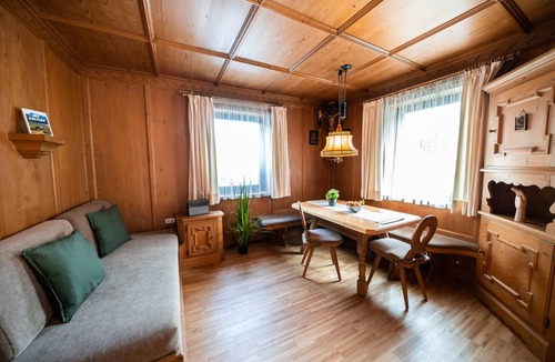 Caldaro Sulla Strada del Vino Villa | 130 m² Villa ∙ 3 bedrooms ∙ 5 guests