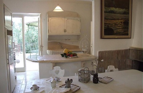 Marina di Castagneto Carducci Apartment | Azalea 7+3 - Three Bedroom Apartment, Sleeps 10
