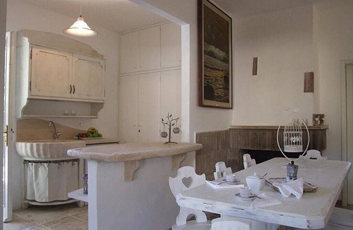 Marina di Castagneto Carducci Apartment | Azalea 7+3 - Three Bedroom Apartment, Sleeps 10
