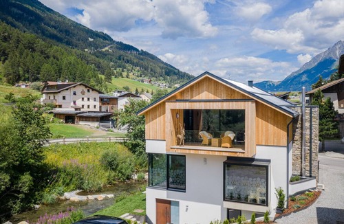 St. Valentin auf der Haide Ski Chalet | 220 m² Chalet ∙ 4 bedrooms ∙ 10 guests