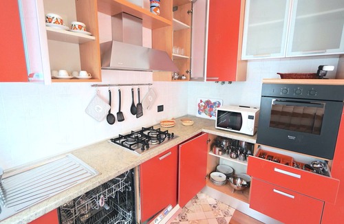 Cavi Apartment | Just 100 meters. from the beach and convenient shops
