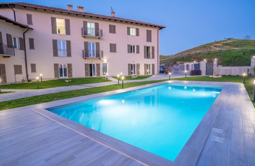 Castelnuovo Calcea Apartment | Katia House - Sunflowers Apartment