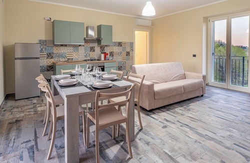 Castelnuovo Calcea Apartment | Katia House - Lavender Apartment