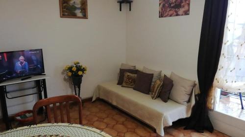 Lesa Apartment | Katrin
