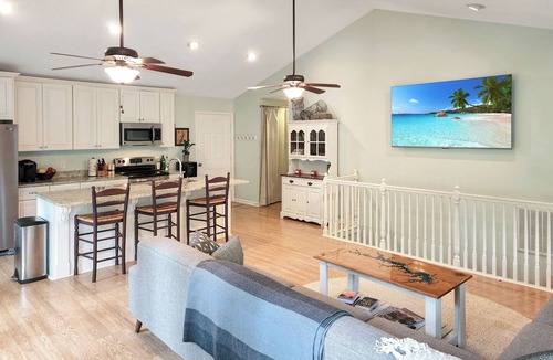 Seneca House | Keowee Adventures ~ Peaceful Lakefront Home on Keowee ~ 7 Miles from Clemson!