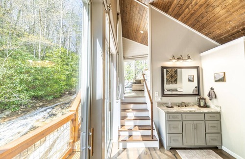 Highlands House | Kindling Falls - 60ft Waterfall!