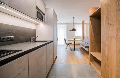 Vierschach Apartment | Kuenz Dolomites App 2
