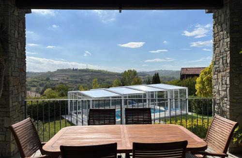 Montaldo Scarampi Apartment | La Casa Blu