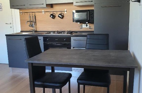 Cavarzere Apartment | La Casa de Papel - Berlino - Self Check in, Smart Tv, tutti i confort, nuova costruzione