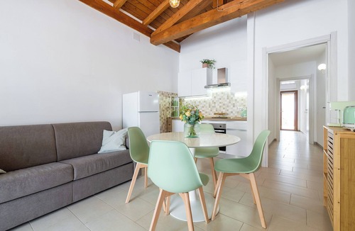 Capoterra House | La Casa dei Fiori d'Arancio