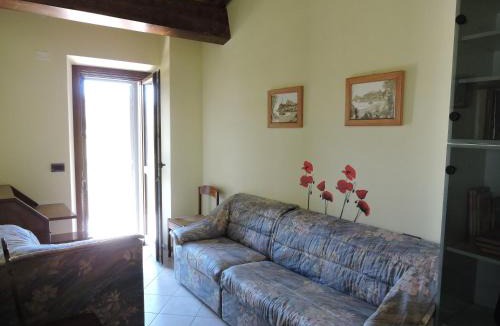 Fratta Apartment | La casa di Marco e Lorella