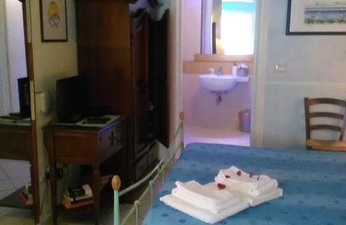 Quercianella Bed & Breakfast | La Casa di Ulisse B&B