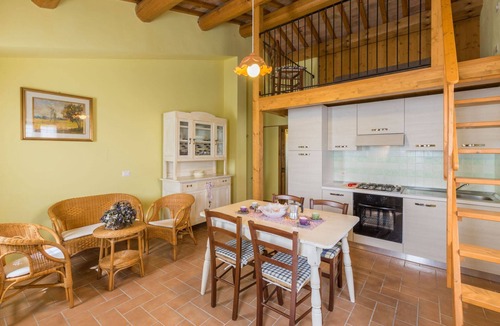 Orciano di Pesaro Apartment | La Casa in Campagna, 4 apartments with pool in Orciano, 20 minutes from the sea - apt. Il Magazzino