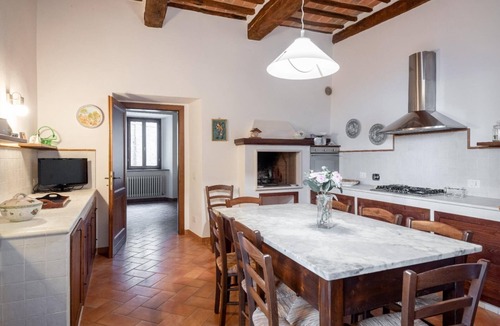 Panicale House | LA CASA IN PIAZZA
