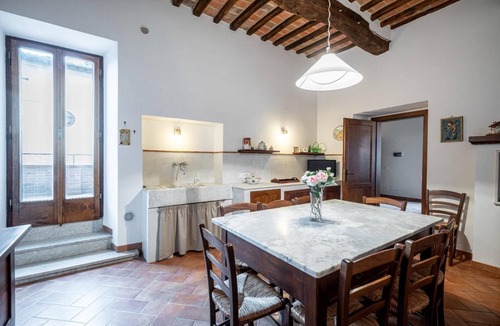 Panicale House | LA CASA IN PIAZZA