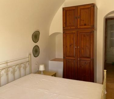 Mattinata House | La casa nel bosco