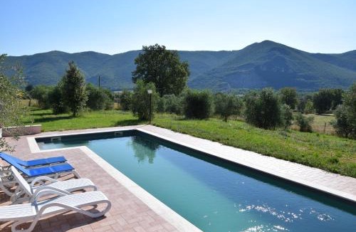 Acquasparta Bed & Breakfast | La Casa Nell'Oliveto Bed & Breakfast