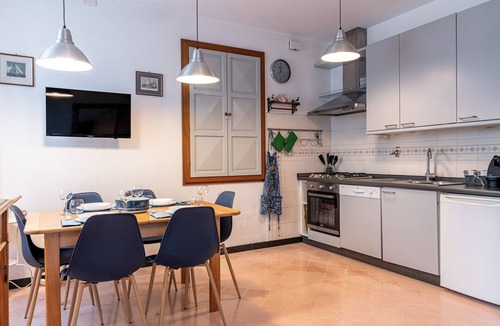 Cavi Apartment | La Casa sul Mare per 6 Persone