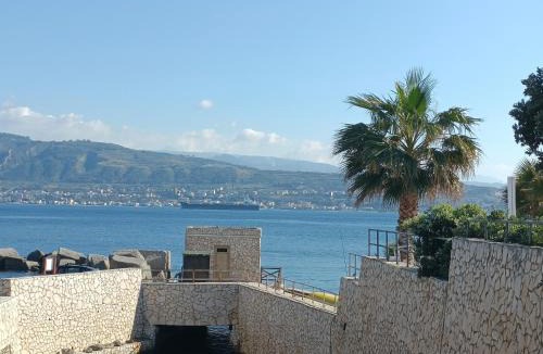 Ganzirri House | La casa tra i laghi