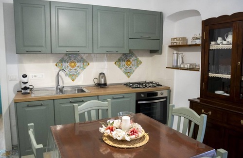 Raito Apartment | La Casetta di Fifina Amalfi Coast Cozy little house on the Amalfi Coast