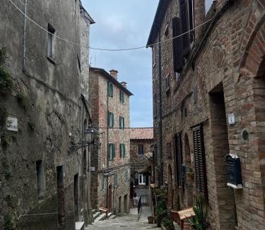 Chiusdino Apartment | La Casetta di Nonno Mario